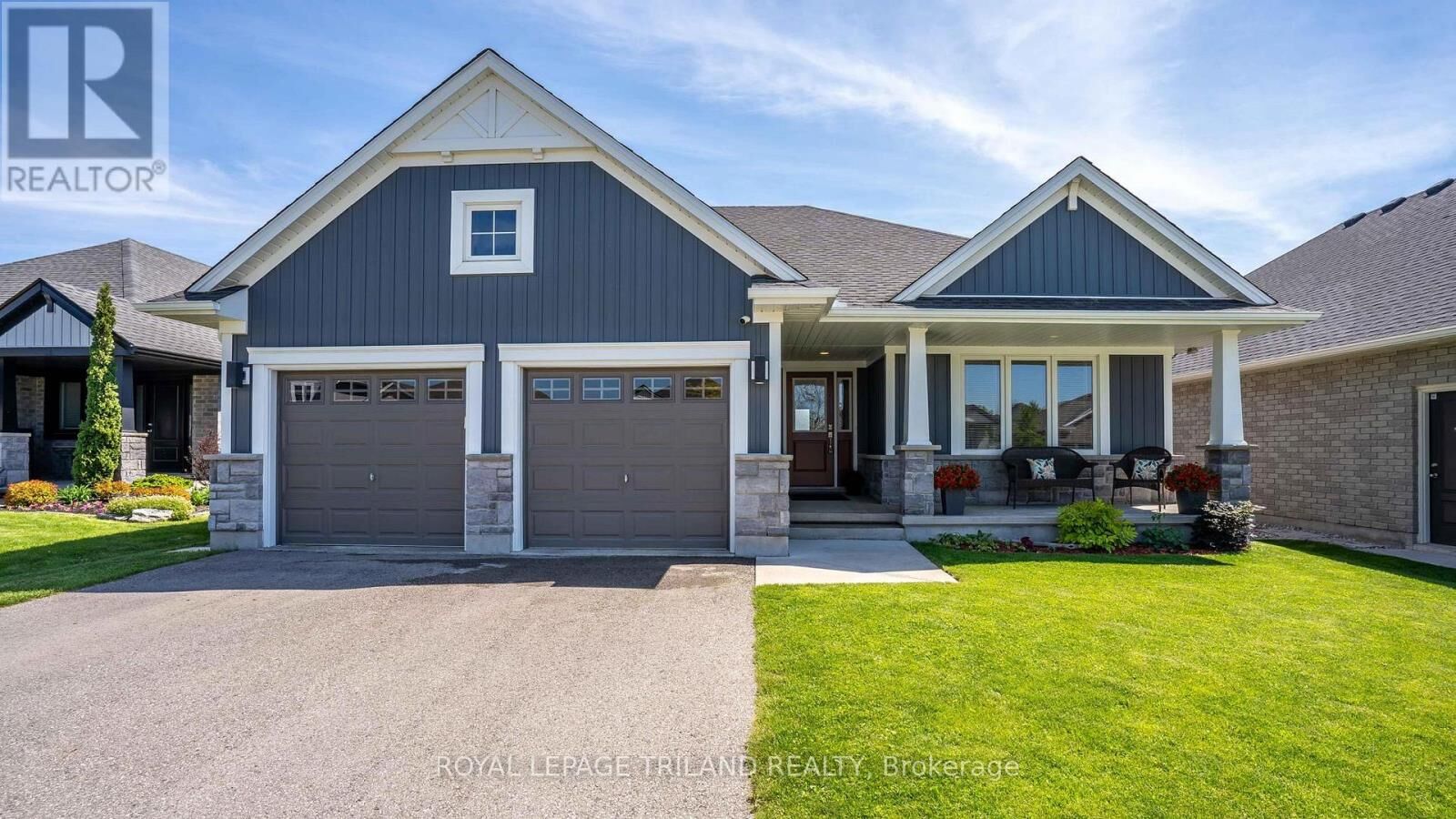 Property Photo: 8 Melrose Court ON N5R 0J4