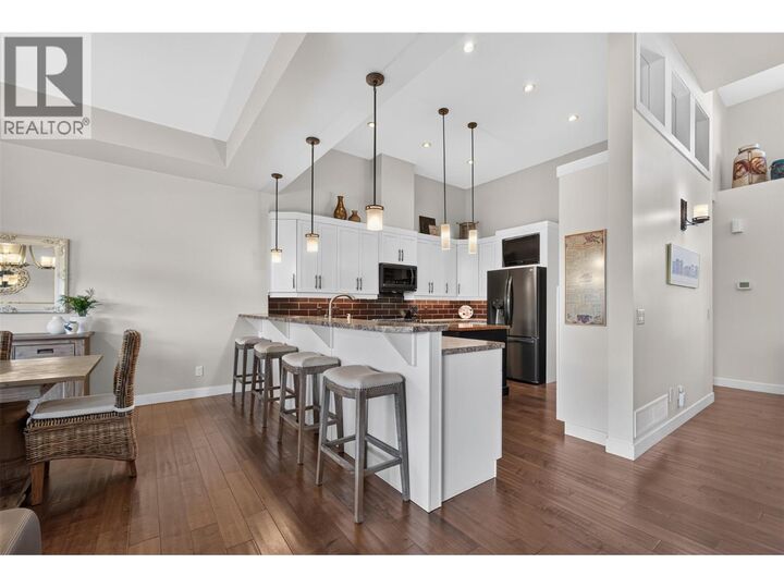 Property Photo: 1394 Glenview Avenue BC V1Y 9R8