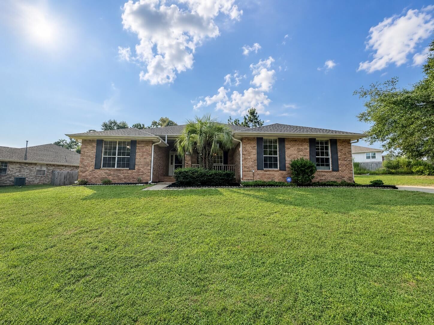 Property Photo: 6305 Havenmist Lane FL 32536