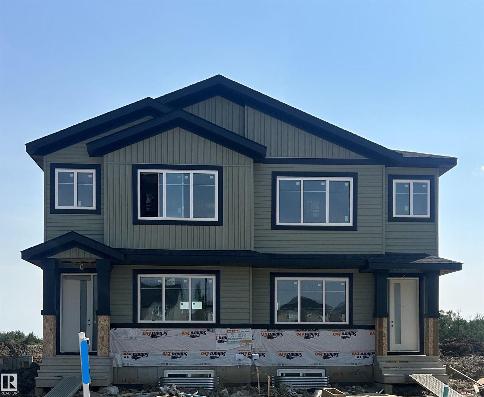 Property Photo: 460 Robinson Blvd AB T9E 1P8