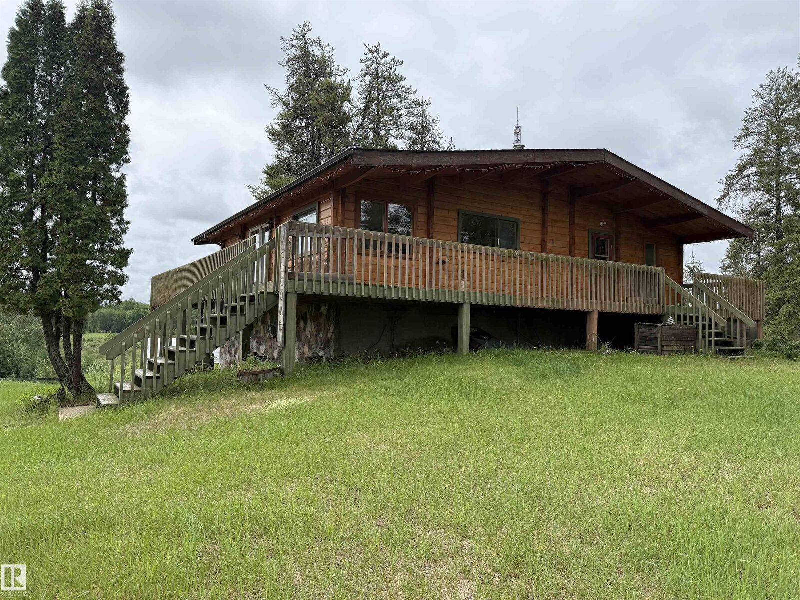 Property Photo: 621088 Rge Rd 53 NE AB T0G 1A0