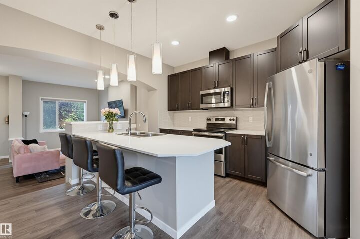 Property Photo:  5175 Edgemont Boulevard NW  AB T6M 1J7 