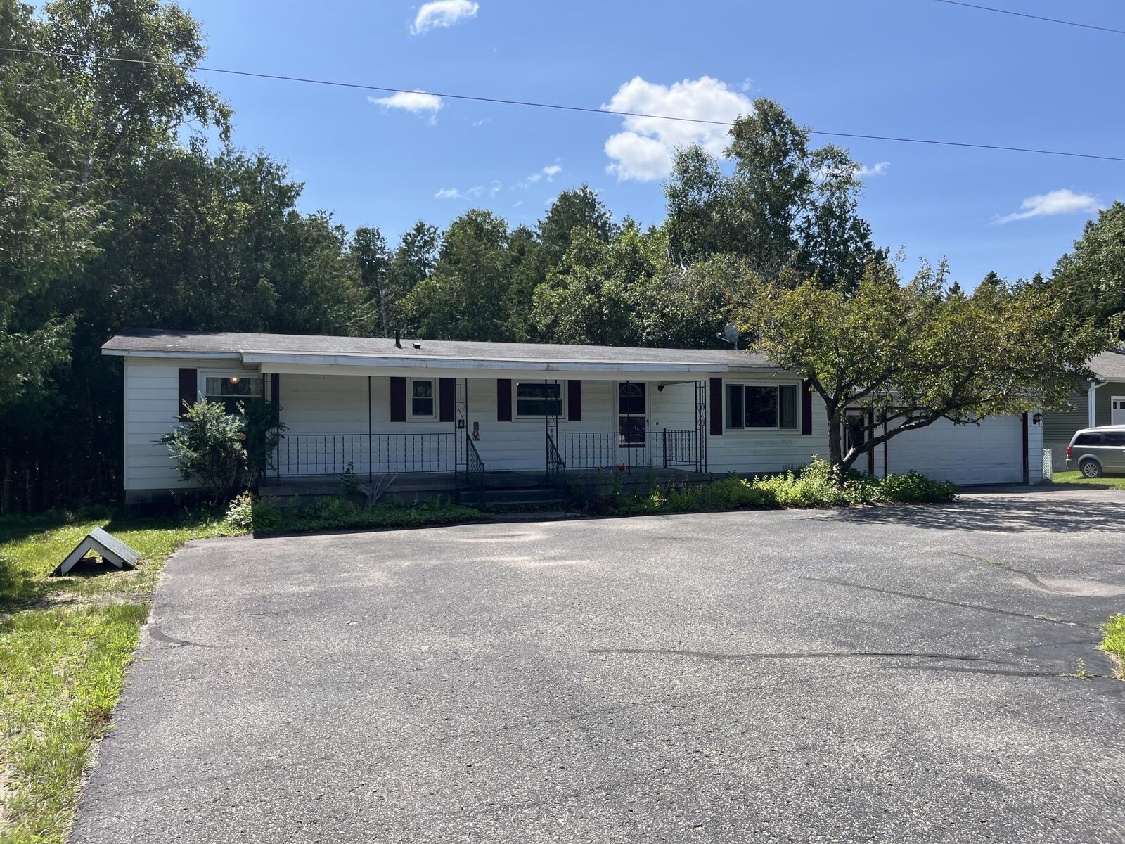 Property Photo: 3239 W M 134 MI 49745