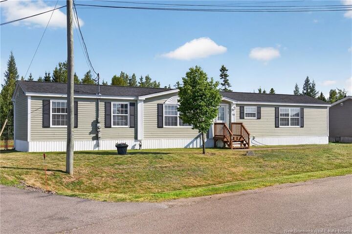 Property Photo:  98 Hayward  NB E1B 5R4 