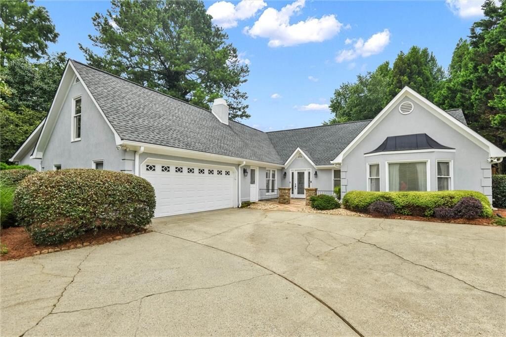 Property Photo: 469 Timberlea Lake Drive SE GA 30067