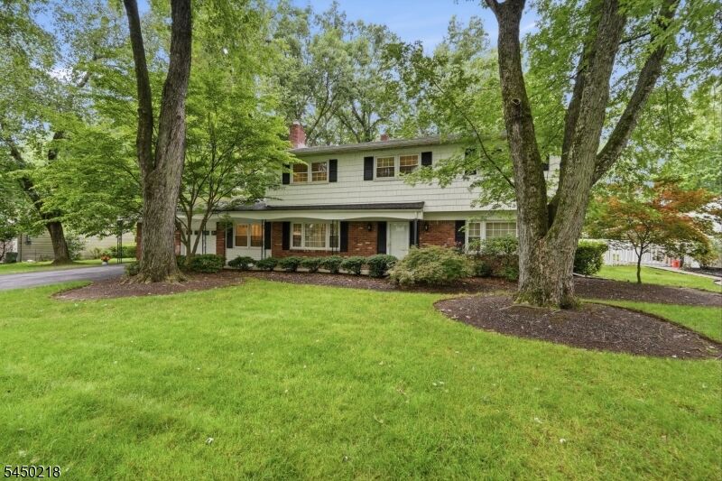 Property Photo:  18 Druid Hill Dr  NJ 07054 