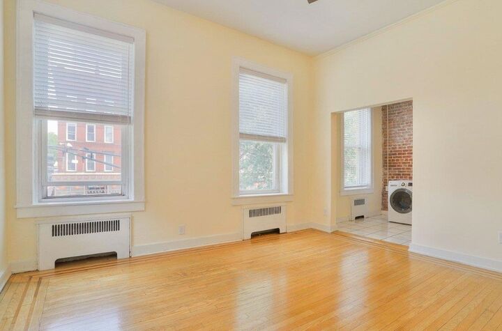 Property Photo:  740 Washington St Apt 2  NJ 07030 