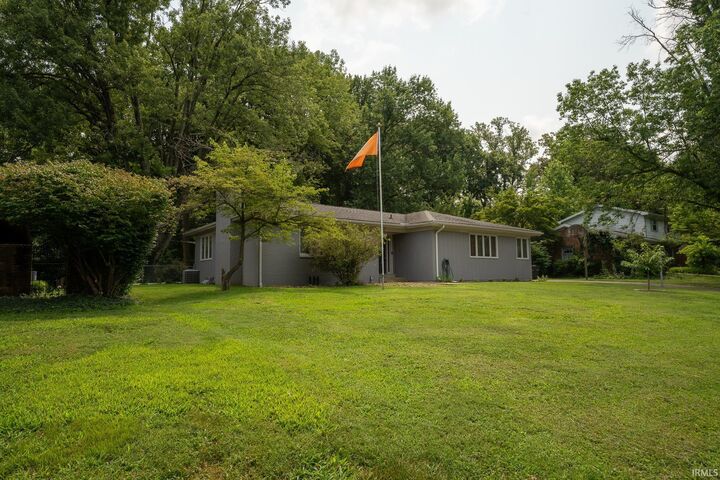 Property Photo:  200 Royal Avenue  IN 47715 