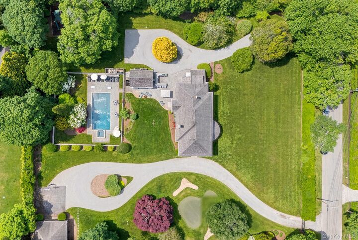 Property Photo: 41 Seafield Lane NY 11978