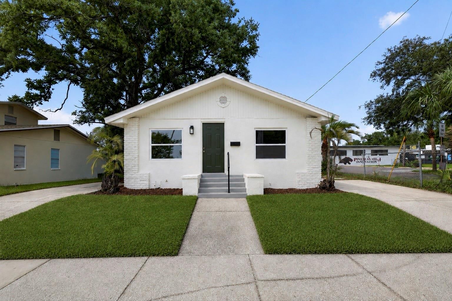 Property Photo:  1186 Palmetto Street  FL 33755 