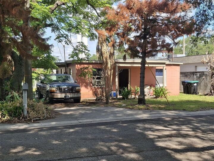 Property Photo:  884 E Michigan Street  FL 32806 