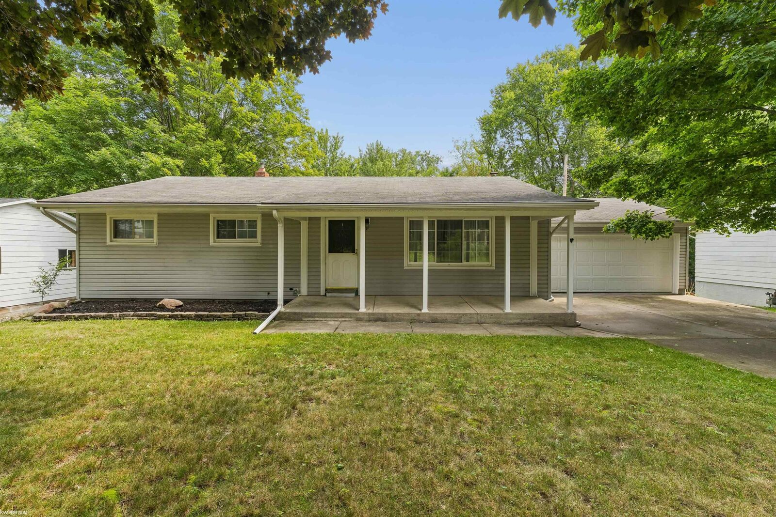 Property Photo:  154 Westmore Loop  MI 48074 