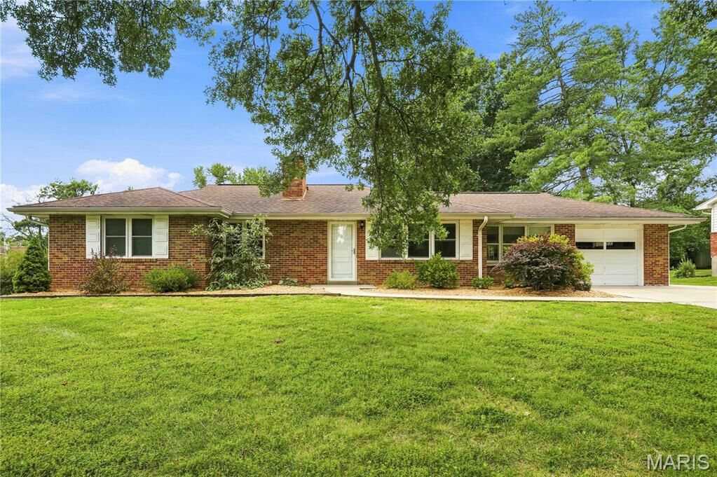 Property Photo:  21 Elannchester Drive  MO 63011 