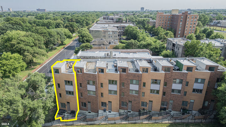 Property Photo:  5210 S King Drive A  IL 60615 