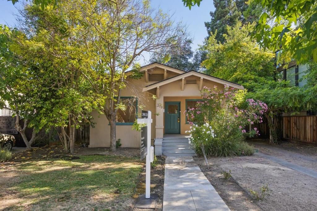 Property Photo: 319 Bryant Street CA 94301