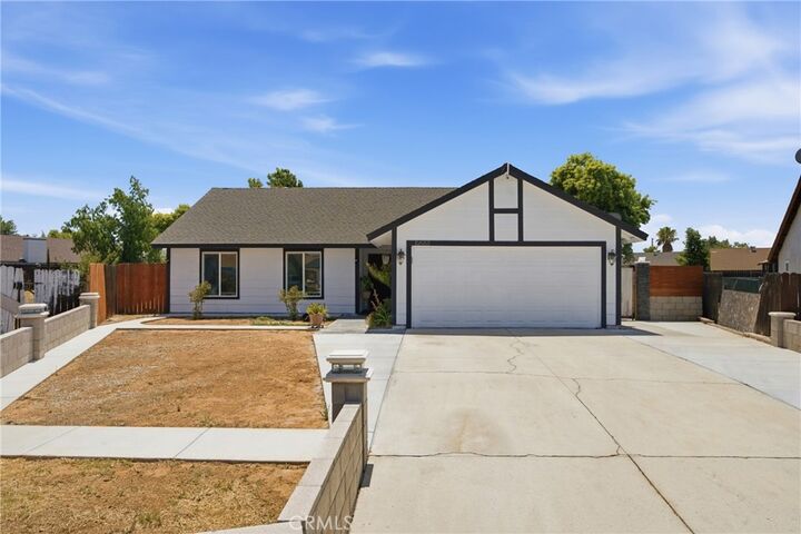 Property Photo:  2443 Tulip Court  CA 92545 
