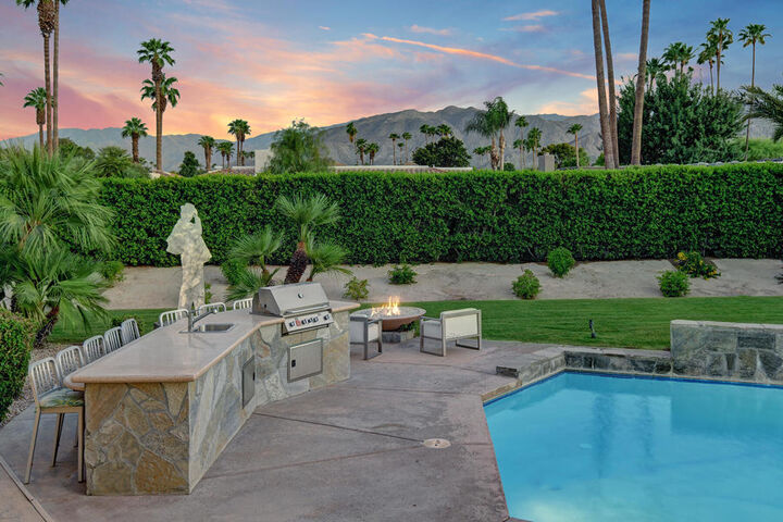 Property Photo:  23 Villaggio Place  CA 92270 