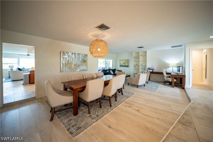 Property Photo: 191 Torrey Pines Point FL 34113
