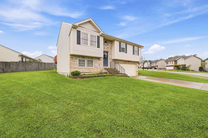 Property Photo:  262 Redwood Drive  KY 41035 