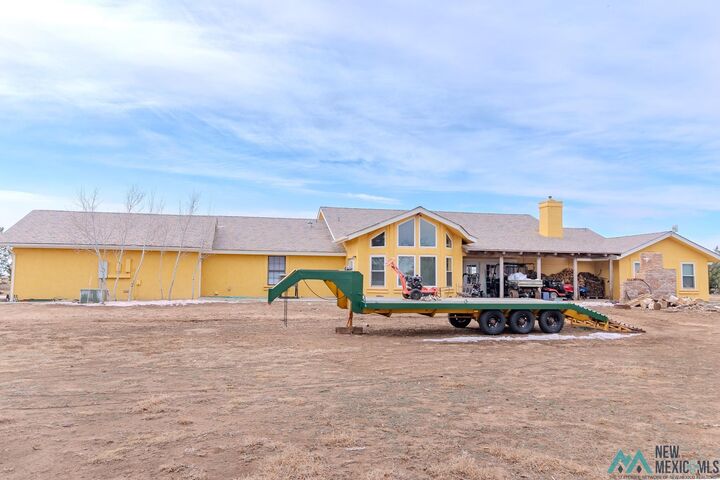 Property Photo: 586B SR 523 NM 88101