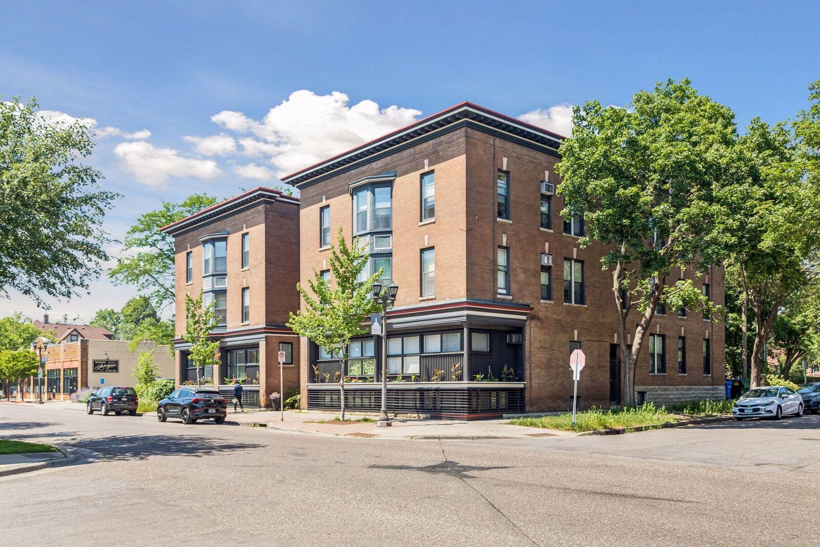 Property Photo:  505 Selby Avenue 11  MN 55102 