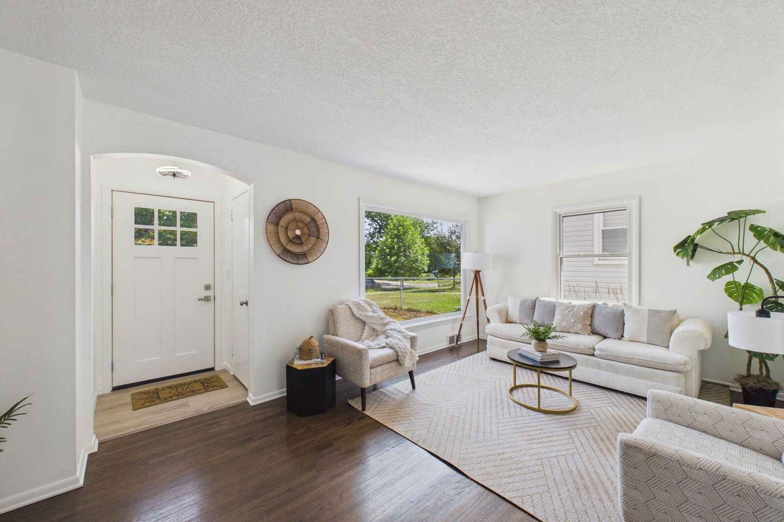 Property Photo:  2612 Georgia Avenue S  MN 55426 