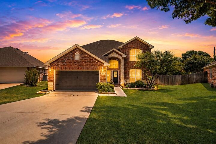 Property Photo: 505 Wade Court TX 76039