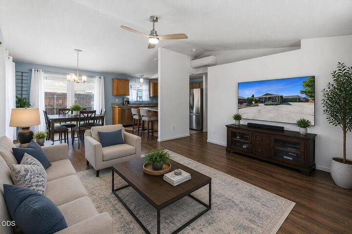 Property Photo:  1527 NE Larry Court  OR 97754 
