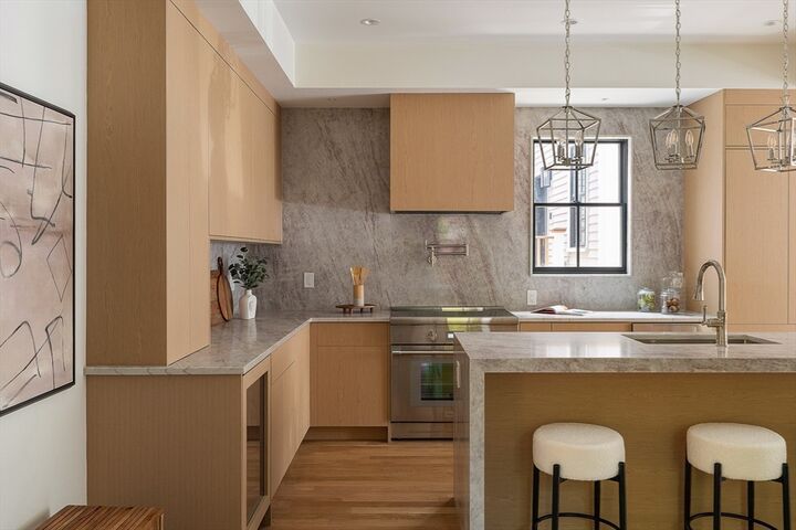 Property Photo: 11 Mt. Auburn Street 11 MA 02138