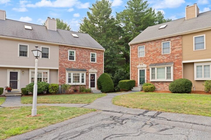 Property Photo:  27 E Brookfield Drive  MA 01450 