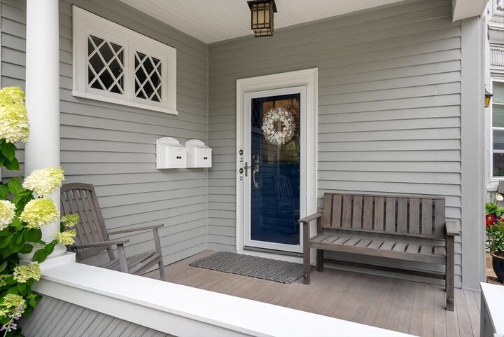 Property Photo:  9 Gray Cir 2  MA 01902 