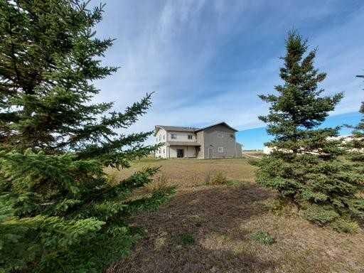 Property Photo: 70008 Township Road 720 AB T8X 4K4