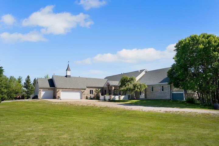 Property Photo: 265028 Range Road 44 AB T4C 2W2