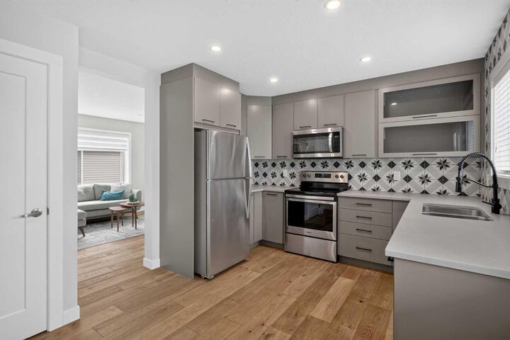 Property Photo:  313 Killarney Glen Court SW  AB T3E 7H4 