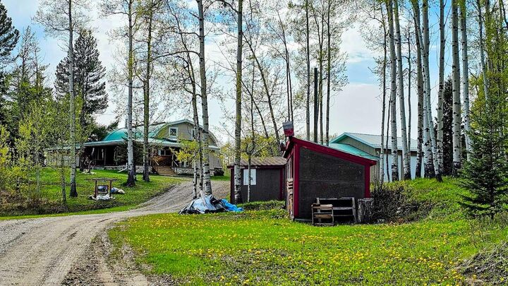 Property Photo: 54051 Township Road 351A AB T0M 1C0
