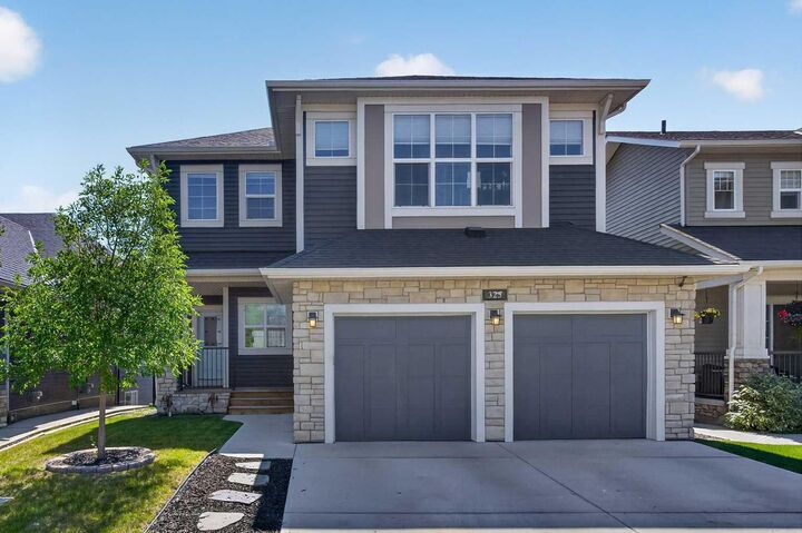 Property Photo: 325 Bayside Crescent SW AB T4B 4H1