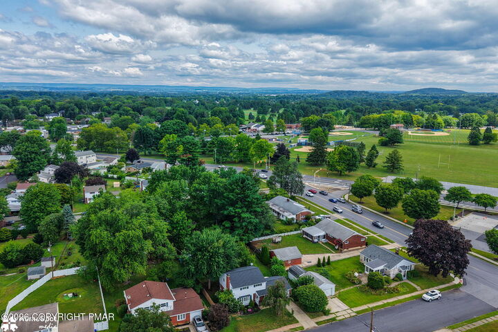 Property Photo: 918 Bradford Street PA 18018