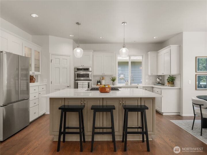 Property Photo: 2605 231st Avenue SE WA 98075