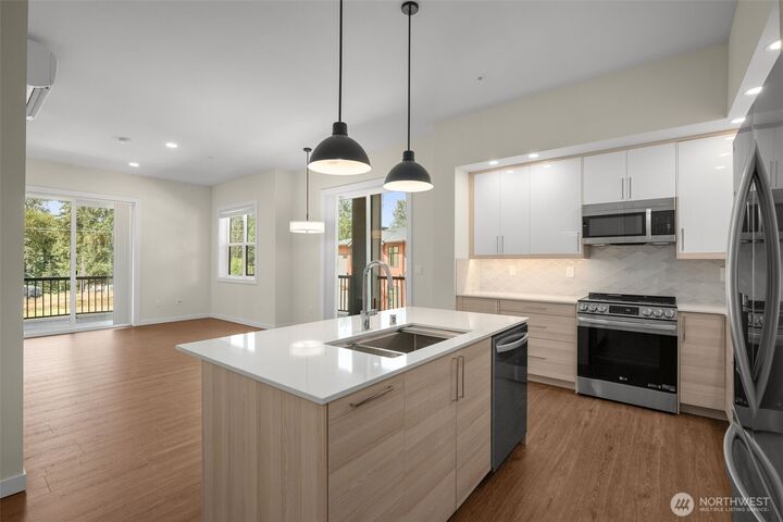 Property Photo:  14509  Cedar Grove Road SE E201  WA 98027 