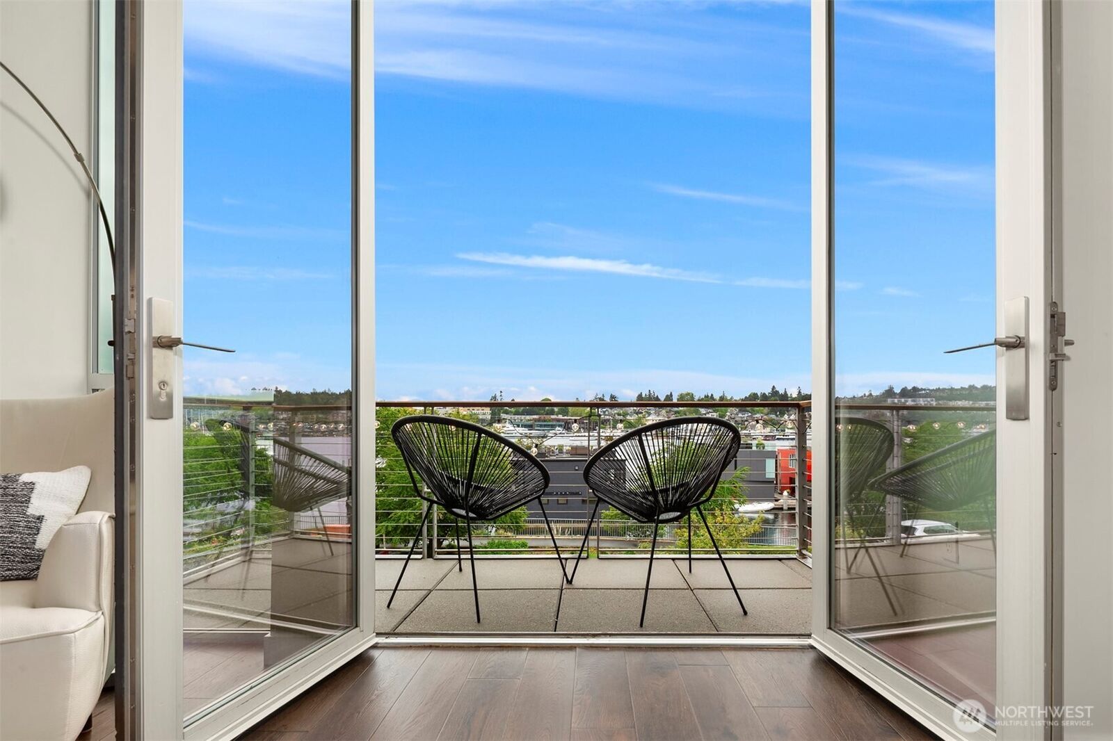 Property Photo: 2834 Fairview Avenue E WA 98102