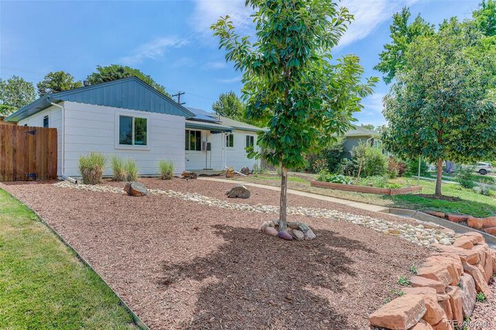 Property Photo:  2716 S Madison Street  CO 80210 