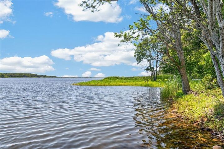 Property Photo:  20 Haffenreffer Lane  RI 02837 