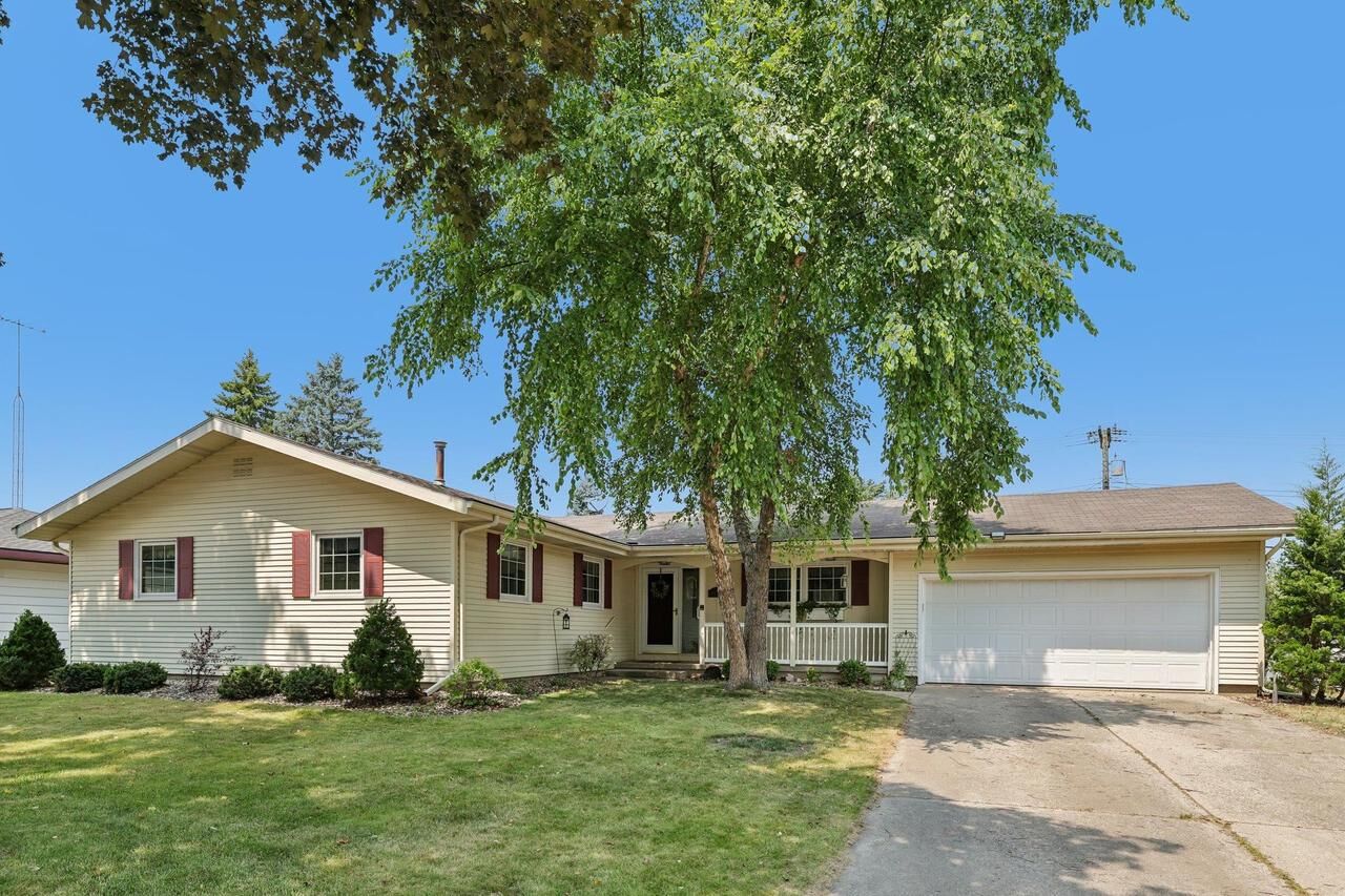 Property Photo:  213 Minnehaha Avenue  WI 53901 