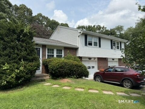 Property Photo:  302 Berlin Street  CT 06489 