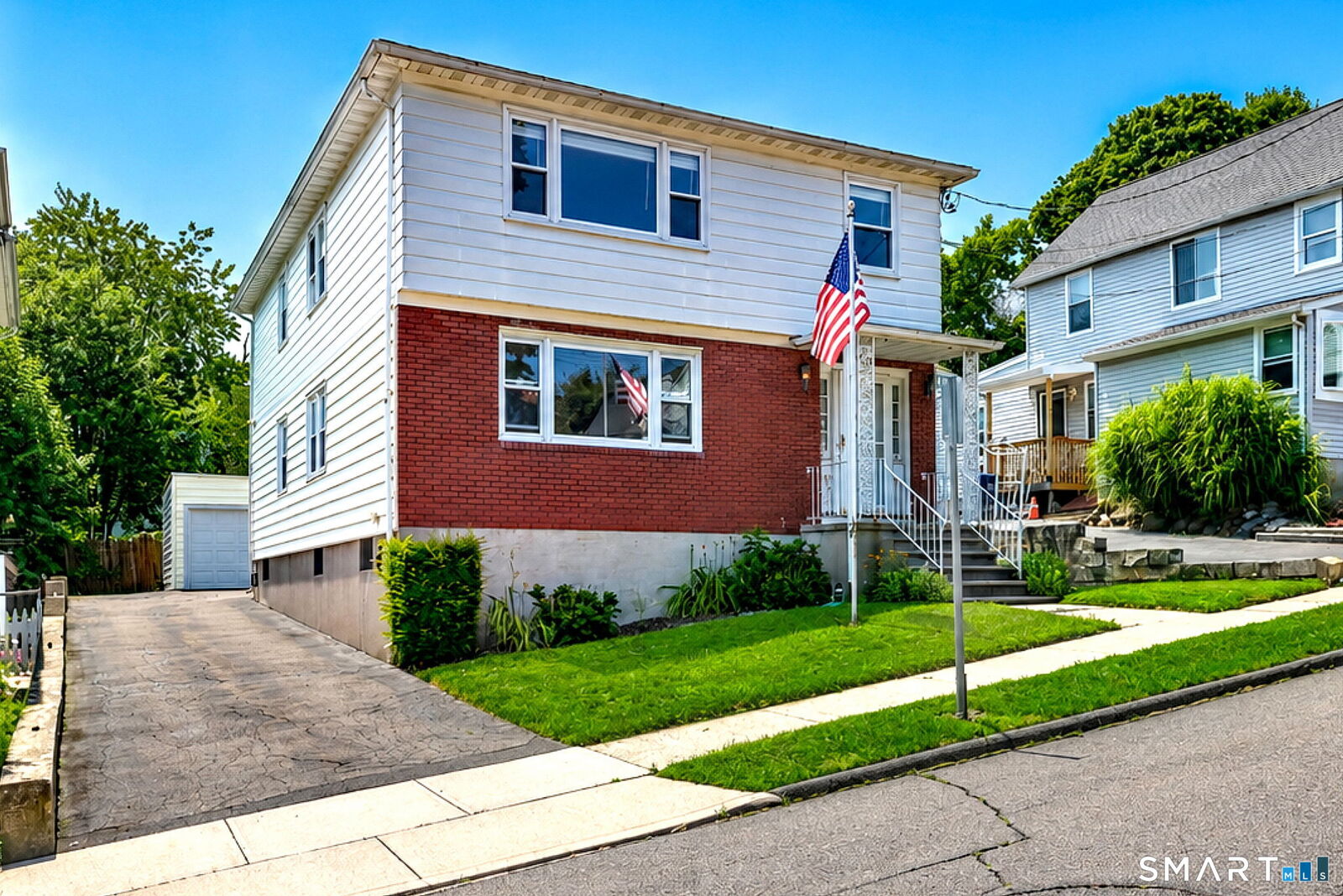 Property Photo: 76 Arlington Street CT 06516