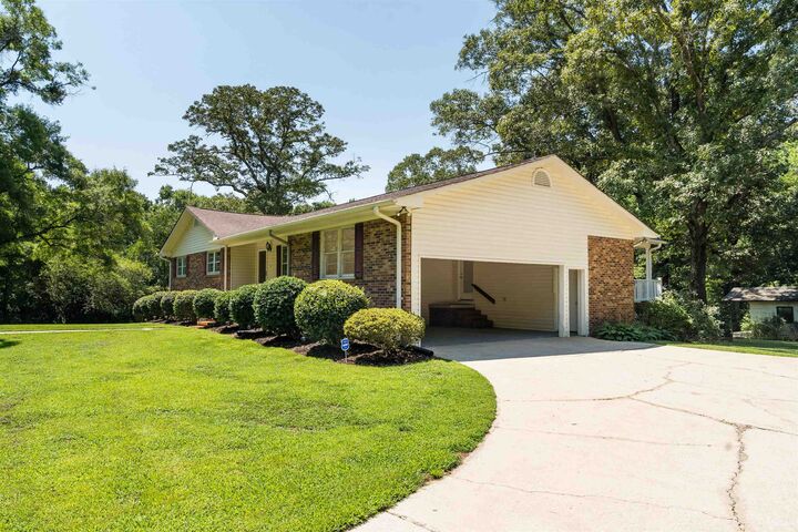 Property Photo: 151 Hillandale Ln Lane SC 29372