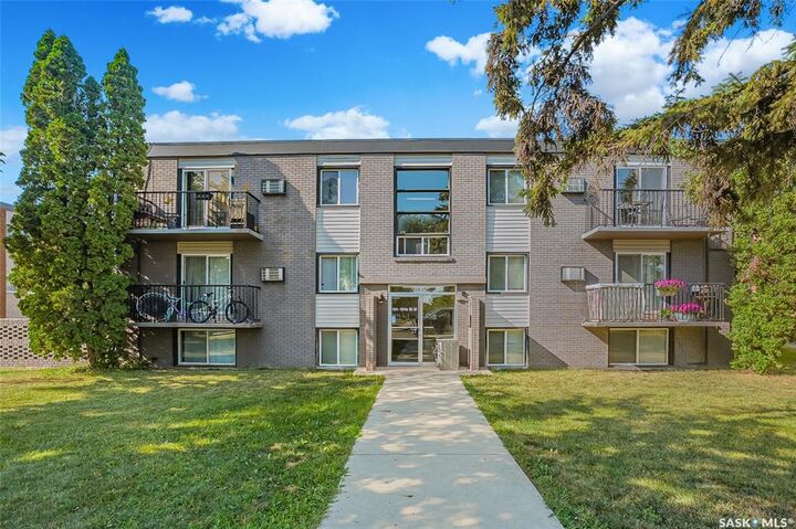 104 104th Street W 8 — photo 1