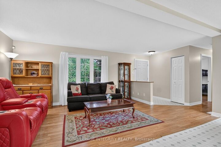 Property Photo:  8308 Rosefire Drive  ON K0A 2P0 
