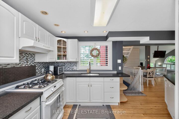Property Photo: 82 Huronwoods Drive ON L0K 1E0