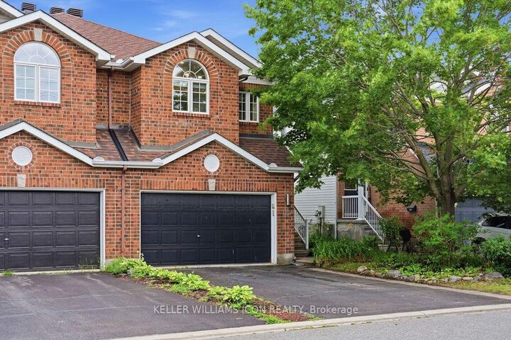 Property Photo: 125 Castle Glen Crescent ON K2L 4G9